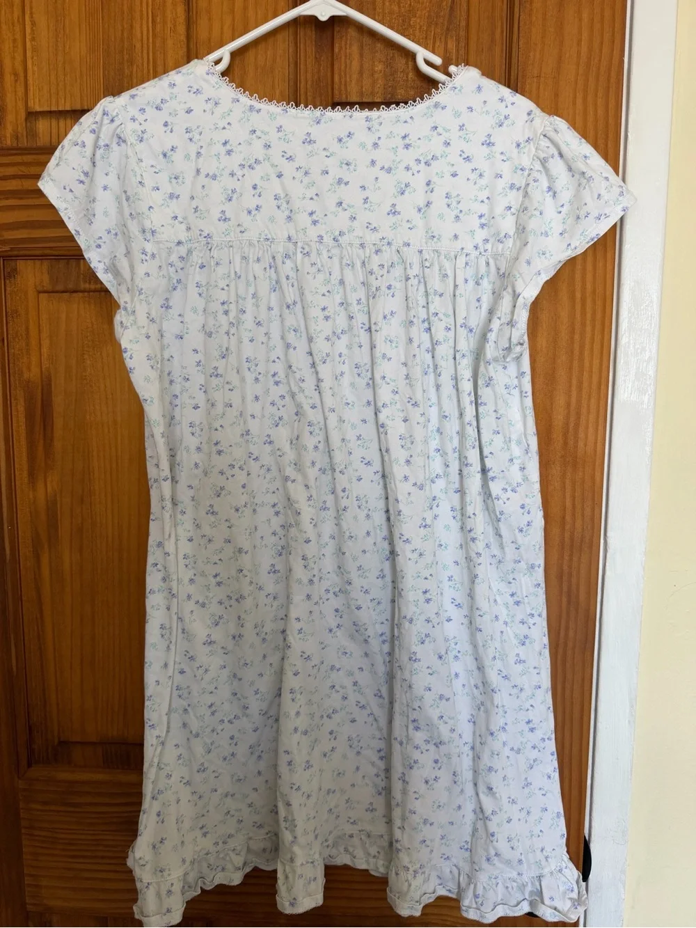 Eileen West soft floral